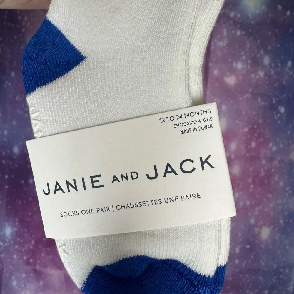 New Janie and Jack socks size 12-24 months 🛍